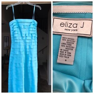 Dress short size 4 strapless worn once